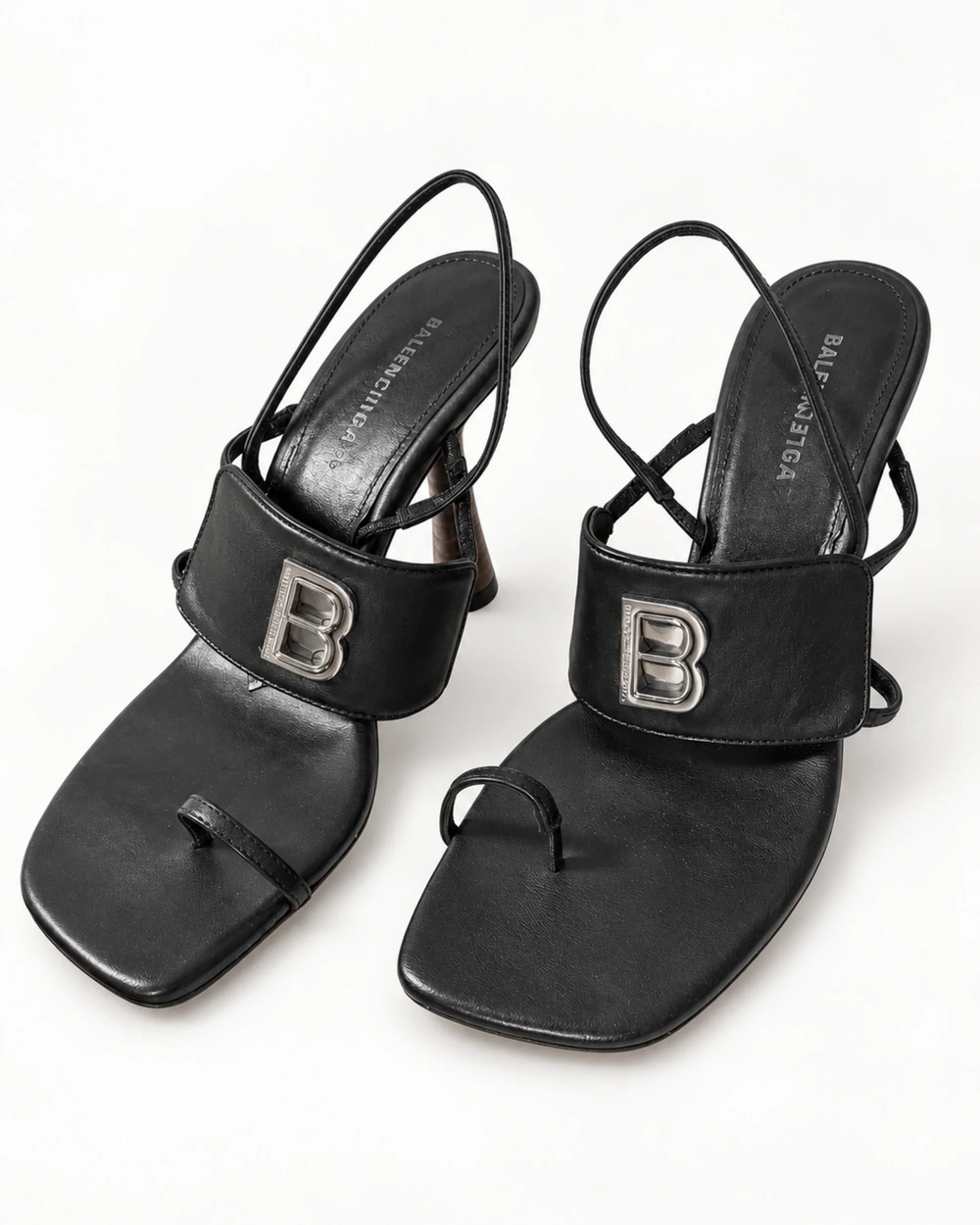Brandon Blackwood Kingston Sandal in Black